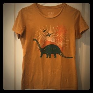 ADORABLE EUC DINO TEE FROM AMNH!